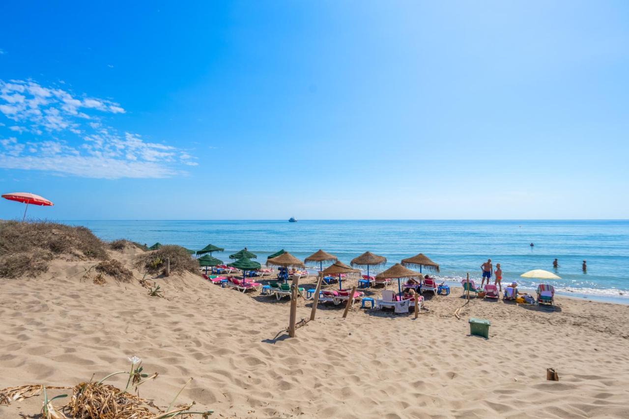 Soek La Romana Seafront Марбелья Экстерьер фото